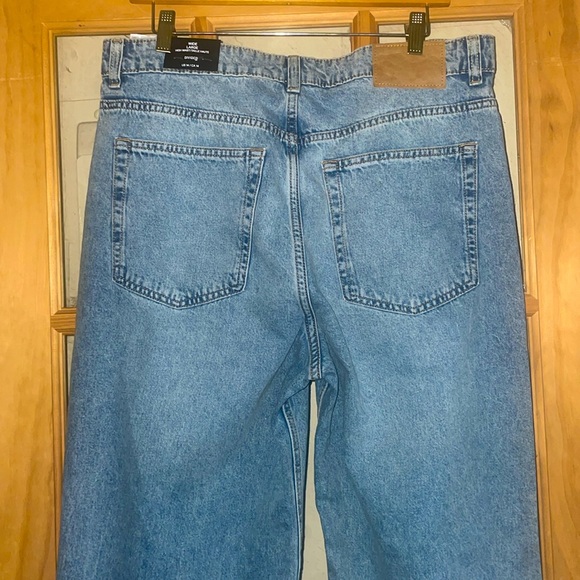 New With Tags /H&M Demin Wide Leg Jeans , size 14 - Picture 2 of 5